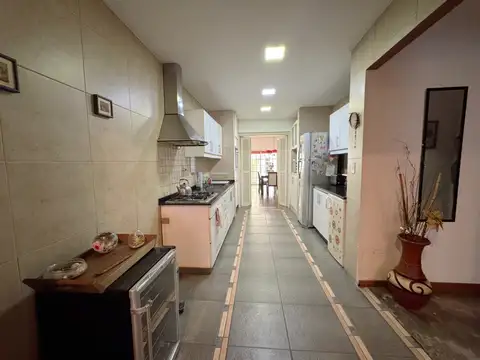 Doctor Amadeo Sabattini 5100