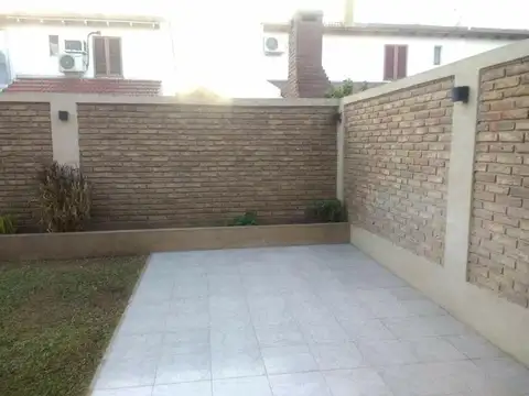 Casa en Venta en Berazategui, USD 130.000