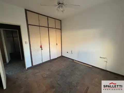 Depto Tipo Casa en Venta 50 años