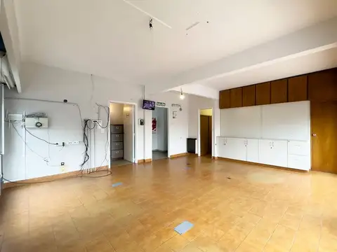 Local en Venta 47 años