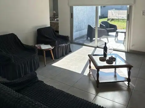 Casa en Alquiler en Lujan de Cuyo, USD 1.100