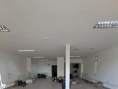 Local en Venta en Los Antiguos, $ 78.000.000