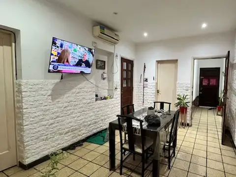 Casa 3 ambientes con 1 baño