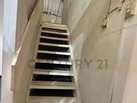 Local en Alquiler en City Bell, $ 700.000