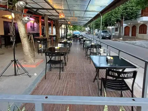 "ALMACEN DE CERVEZAS"