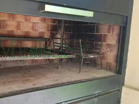 Casa en Alquiler Temporal con 1 cochera