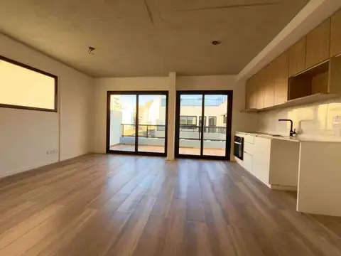 2 AMBIENTES DE 113M2 C/ TERRAZA Y PARRILLA PROPIA