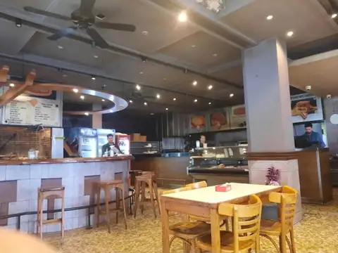 Local en Venta 87 años