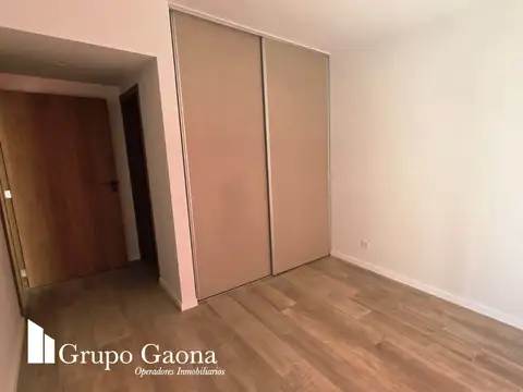 Departamento en Venta en Cid Campeador, USD 155.000