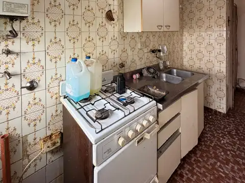 CUATRO AMBIENTES VENTA EDIFICIO 39 LUGANO 1 Y 2