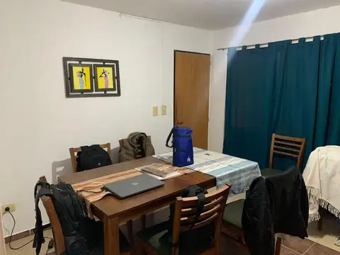 Depto en 1 piso sin cochera