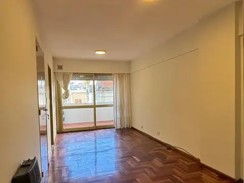 Italia 400, Piso 03