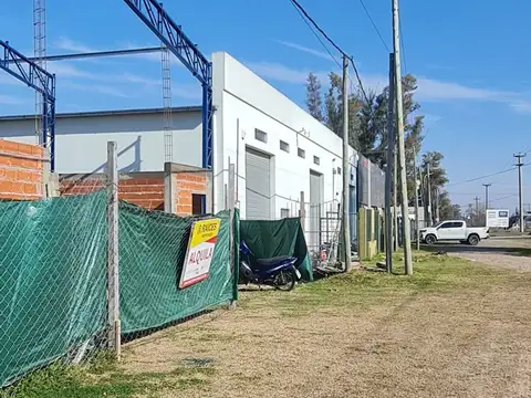 Local  en Alquiler en Luján, G.B.A. Zona Oeste, Argentina