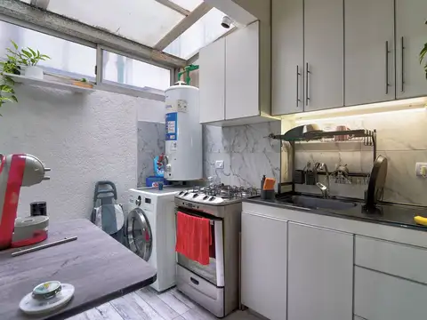 Depto Tipo Casa en Venta en Almagro, USD 122.000