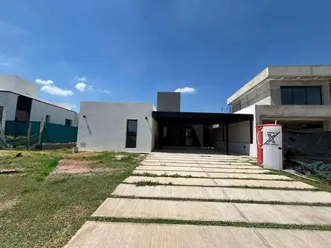 Mza 90 Lote (alqarias) 100