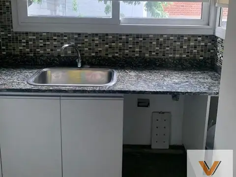 Casa en venta - 2 Dormitorios 2 Baños - Quilmes