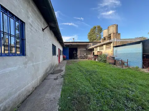 GALPON DE 1000M2 A LA VENTA EN RAFAEL CALZADA