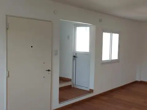 Depto Tipo Casa en Venta en José Ingenieros, USD 39.000