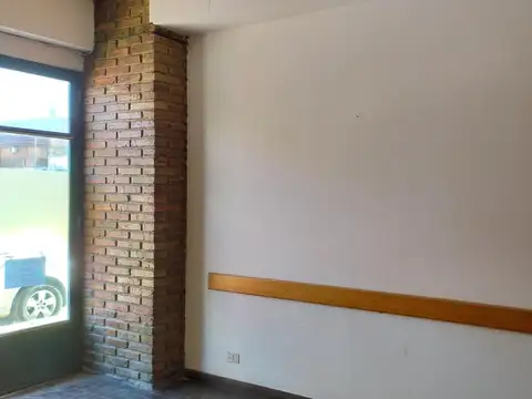 Local en Venta 40 años