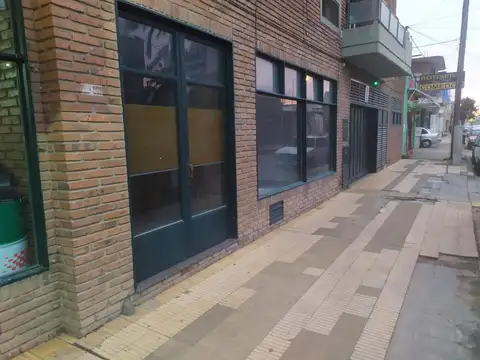 Avenida Rocamora 100