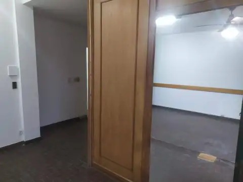 Local en Venta 40 años
