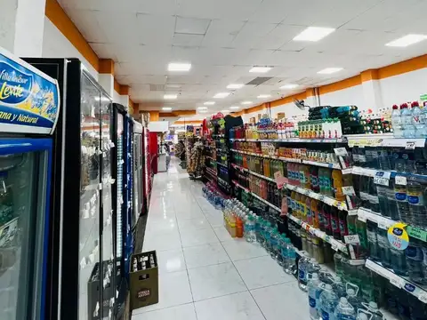 Local en Alquiler en Ramos Mejía Sur, USD 8.000