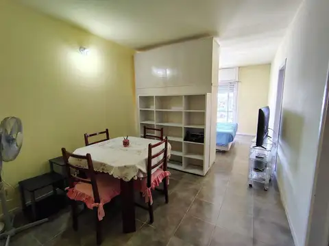 VENTA LINDISIMO MONOAMBIENTE SUPER LUMINOSO B/EXP!