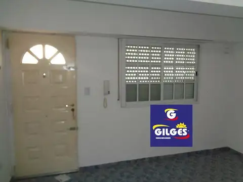 Venta Departamento 2 Amb.  en Ramos Mejía - Muy Buen Estado - Zona Ateneo