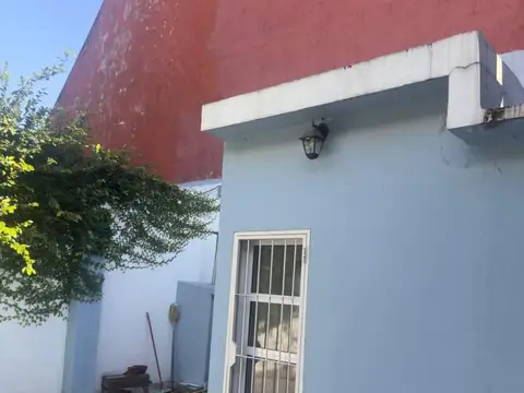 Depto Tipo Casa en Alquiler 46 años