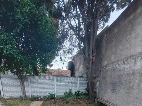 Casa en alquiler en Burzaco Oeste