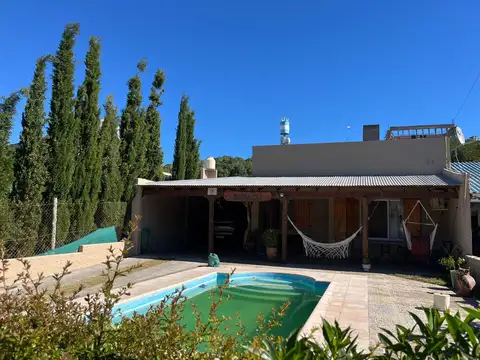 sauce grande( calle mar del plata 1 cuadra del mar) 100
