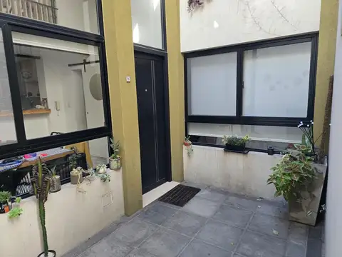 PH de 4 ambientes c/ 2 baños  patio y terraza c/parrilla