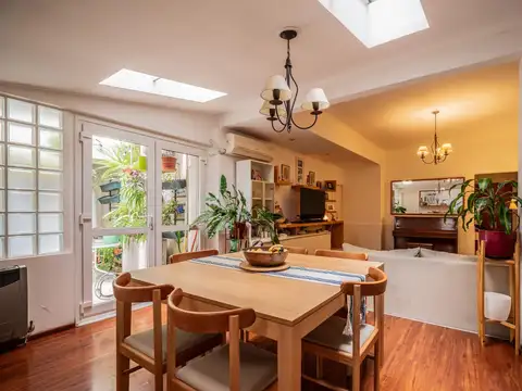 Venta Departamento 4 ambientes con patio - Recoleta