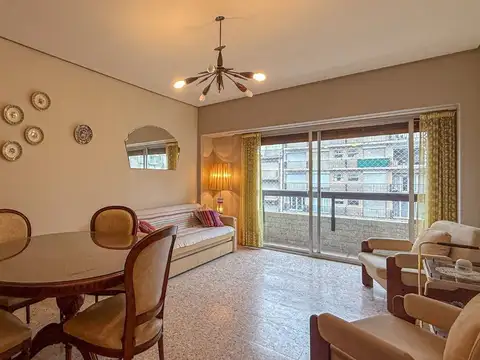 VENTA DEPARTAMENTO 2 AMB C/ DEPENDENCIA Y COCHERA