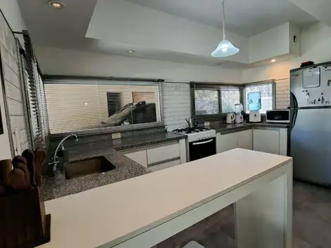 Casa en Venta en Roldan, USD 165.000