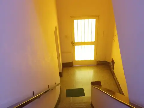 Larguia 3400, Piso 1