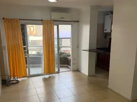 $1.100.000 Depto. 3 amb. en Edif. Barcelona 3