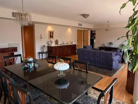 Departamento en Venta de 6 ambientes