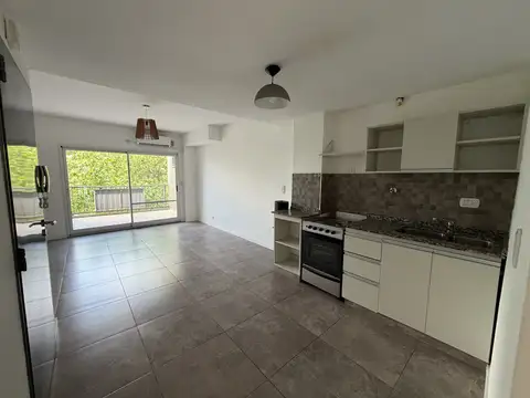 Campillo 2500, Piso 5