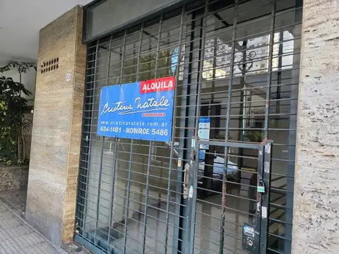 Local de 25 mt.subsuelo 4x3.Cocina.Baño.Persiana.S/ expensas