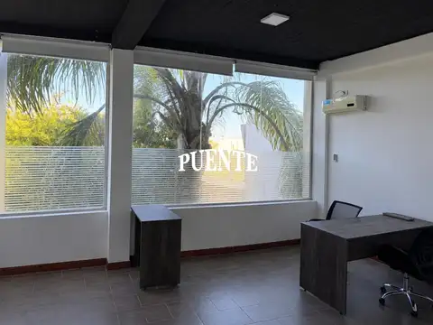 Oficinas Profesionales en Canning, Esteban Echeverria - Frente a Disco