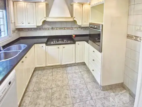 Departamento en Venta con 2 cocheras