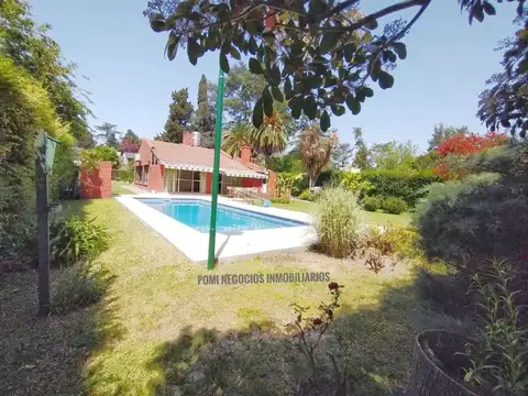 Bº Cerrado PARQUE PERÓ DEL VISO KM 41.8 S/PARQUE 1680m² CASA 260m²  1 PLANTA 3DORM Y ESCRIT. PILETA