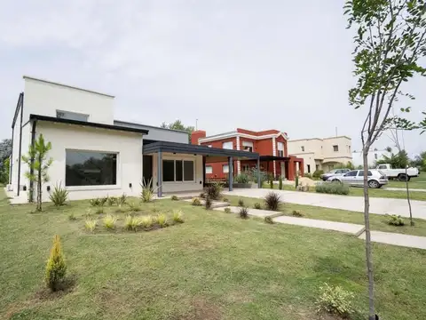 ALQUILER CASA 4 AMB PILETA B. LAS CASUARINAS PILAR