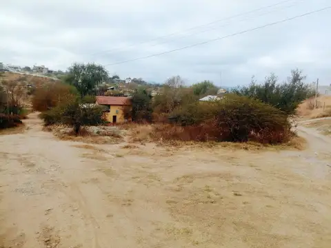 VENTA TERRENO 870M2 ESQUINA EN ESTANCIA VIEJA
