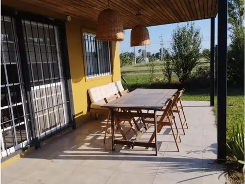 Casa en Alquiler en Roldan, $ 850.000
