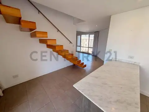 Departamento en Alquiler con 1 cocheras