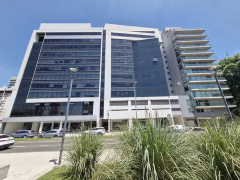 Exclusiva Oficina en Puerto Madero con vista al Río