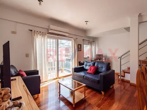 VENTA PH TIPO CASA 4 AMB PATIO COCHERA EN ALMAGRO