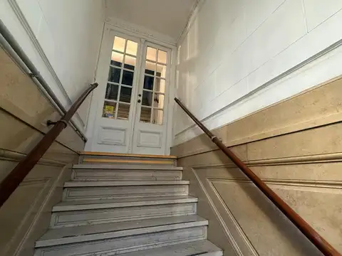 Depto Tipo Casa en Alquiler de 6 ambientes